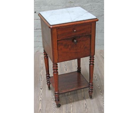 A Victorian marble top (cracked) bedside cabinet with lined marble interior and lower shelf supported on turned legs, height 