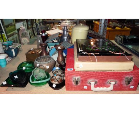 Collectables, including; a cased picnic hamper, ashtrays, carved wooden box, napkin rings, glass rolling pin and sundry, (qty