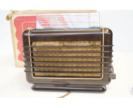 Vintage Phillips bakelite radio type 209U/15 model No 42191 with box 