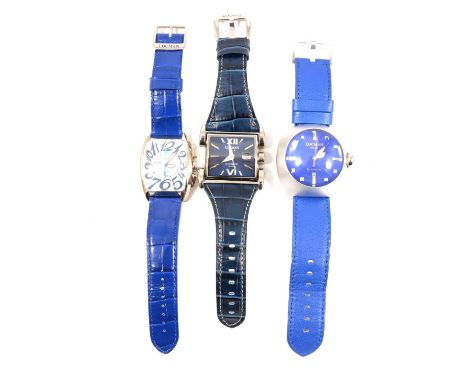 Locman - three gentlemen's wristwatches, a gentleman's Luna quartz wristwatch, the 39mm circular blue dial with baton and squ