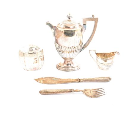 Silver-plated ware, one box including two entree dishes; plated ewer; caddy; fish servers etcQty: two box