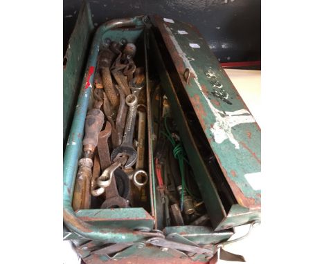 TOOL BOX & TOOLS