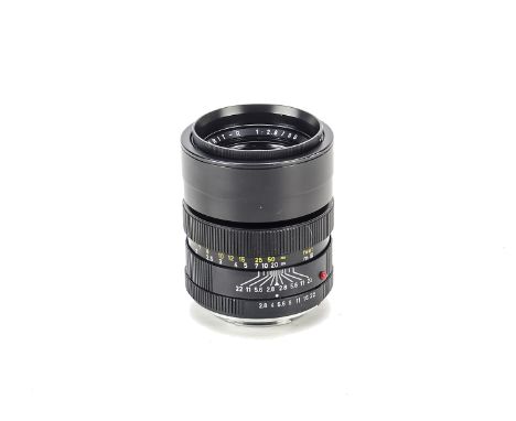 A Leitz Elmarit-R f/2.8 90mm Lens, black, serial no. 2443772, body, VG, elements, VG, some very light internal haze, with mak