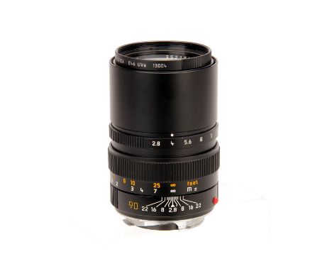 A Leitz Elmarit-M f/2.8 90mm Lens, E46, black, serial no. 3521060, body, VG-E, elements, VG-E, some very light internal haze,