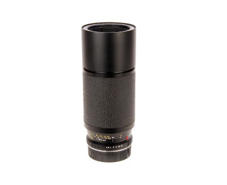 A Leitz Vario-Elmar-R f/4.5 75-200mm Lens, black, serial no. 3138274, body, VG, elements, VG, in maker’s box