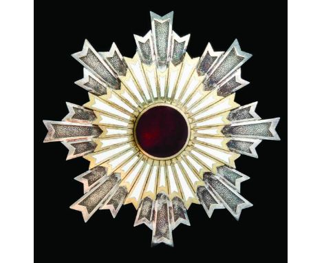 Japan, Order of the Rising Sun, Grand Cross or Second Class breast star, in silver, gilt and white enamel, with central glass
