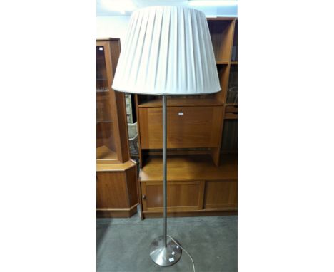 A Dutch 1960s Model 6004 / 640b Floor Lamp and Shade by Willem Hendrik Gispen.