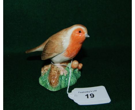 Ceramic model of a Robin by John Beswick.