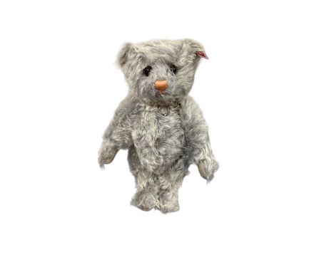 Steiff. The Royal Platinum Wedding bear, excellent in excellent grey box, white tag no. 690280 with replica jewel ear stud, l