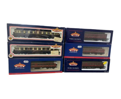Bachmann. OO gauge coach collection, generally excellent in excellent to good plus boxes, with GWR cream and brown No. 34-051