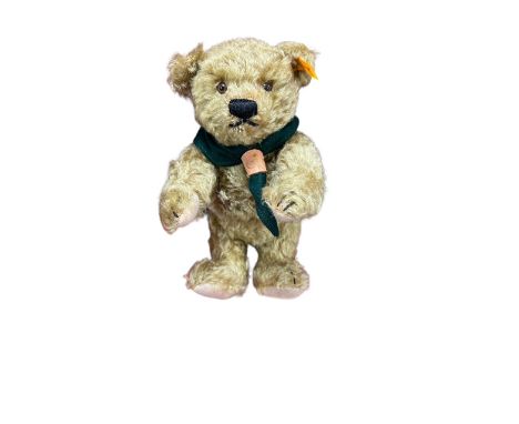 Steiff. Scouts Centenary 2007 bear No. 000713, golden brown mohair, replica classic 1920 bear, excellent in good plus box (ma