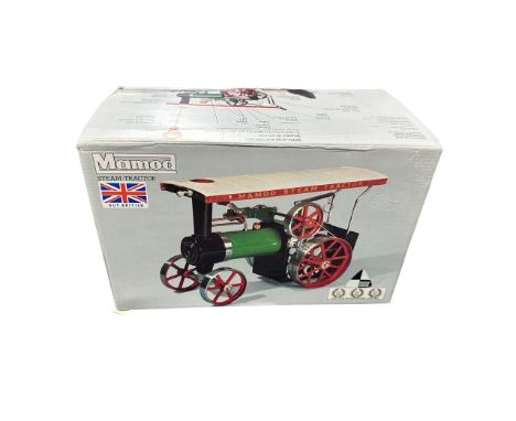Mamod. Live steam Steam Tractor No. TE1a, excellent in excellent box, appears to have never been fired, including Solid Fuel 