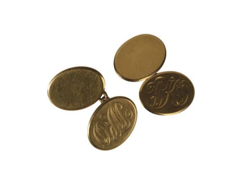 PAIR OF 18CT YELLOW GOLD GENTLEMAN'S CUFFLINKS of oval form, monogrammed, with chain connections, approx. 8.5g