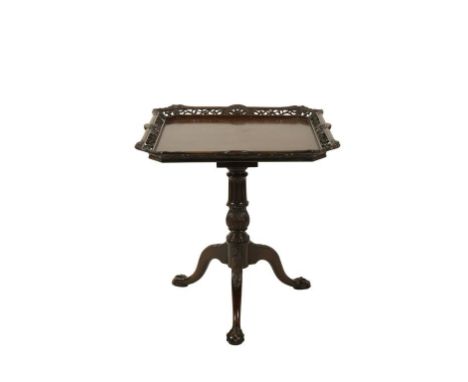 GEORGE III STYLE MAHOGANY TRIPOD TABLE, EARLY 20TH CENTURY, the square top with an ornate fret pierced scroll carved edge, ra