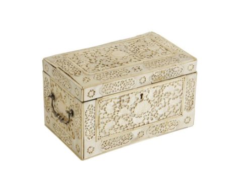 CHINESE EXPORT MOTHER OF PEARL TEA CADDY, QING DYNASTY, 19TH CENTURY with silver fret sides carved with flowers and scrolling