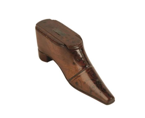VICTORIAN TREEN SNUFF BOX