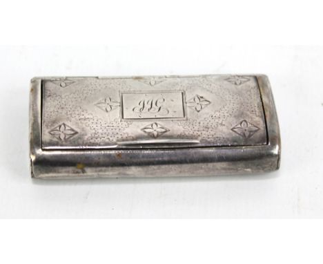 A George III hallmarked silver rectangular snuff box with bright cut detail, initialled to lid 'J.J.G', maker's mark rubbed, 
