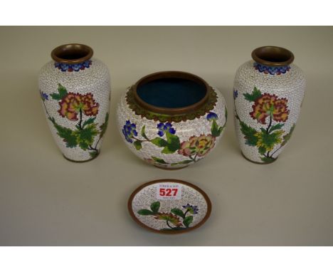 A matching set of four Chinese cloisonne enamel items,&nbsp;the vases 15cm high. 