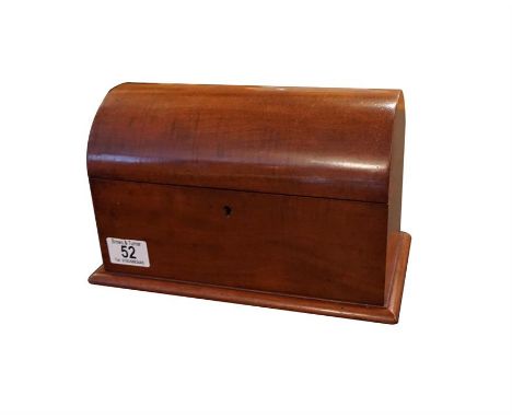 19th Century mahogany dome topped tea caddy with original lining  