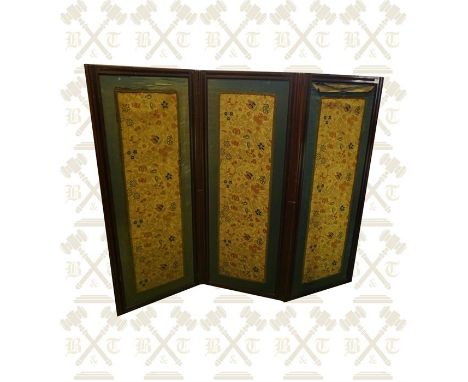 Edwardian Mahogany framed 3 fold draught screen with tapestry style inserts 