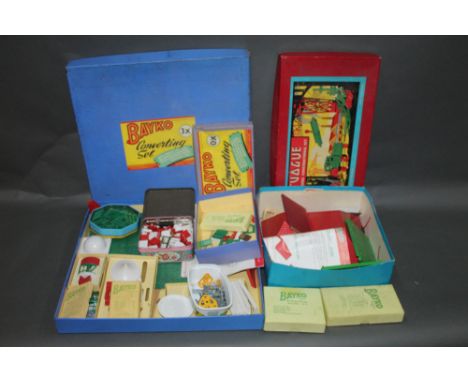 A group of vintage construction sets, to comprise Bayko and Vogue