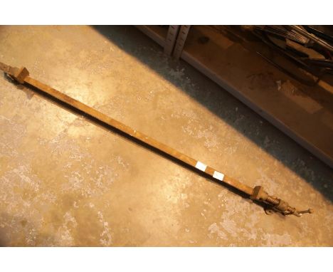 Large cast metal sash clamp. This lot is not available for in-house P&amp;P. 