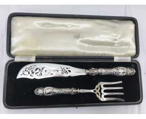 A HM silver cased fork and cake slice: 1882