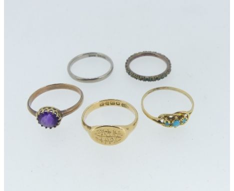 A small 18ct yellow gold Signet Ring, with engraved monogram, Size K, 2.8g, together with a very small turquoise three stone 