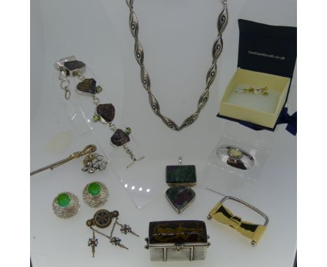 A quantity of Silver Jewellery and silver Costume Jewellery, including a Norwegian Wedding Brooch, a 'Hi-Ho Silver' Bracelet,