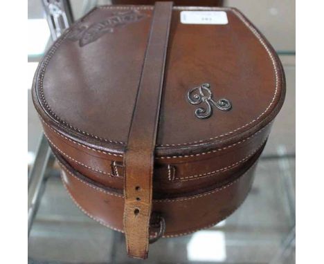 EARLY 20TH CENTURY LEATHER COLLAR BOX
finely stitched tan leather embossed with 'Collars' and with silvered R initial, 19cm l