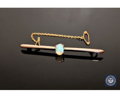 A 9ct gold opal bar brooch