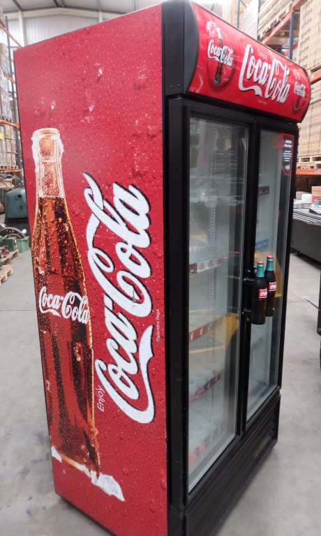 1 X Oversized 2 Door Coca Cola Merchandiser Refrigerator Model Lot 438 1 X Oversized 2 Door Coca Cola Merchandiser Refrigerator