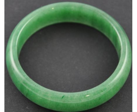 A Chinese jade bangle, D7.5cm.