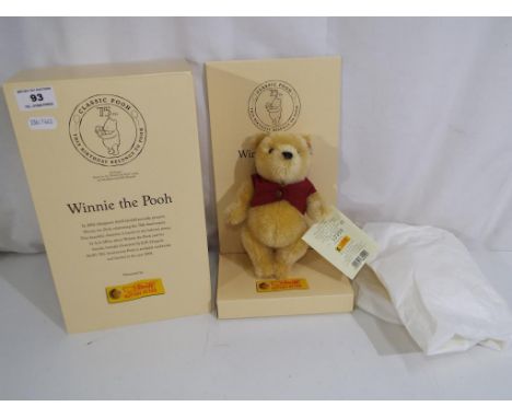 Steiff - Classic Pooh 75 th edition, Winnie The Pooh bear issued in the year 2001, numbered 10359 of the year 2001, mint in b