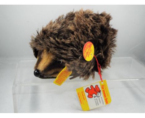 Steiff - a Steiff Hedgehog bearing all Steiff tags and labels, item appears very good condition, Est £20 - £40.