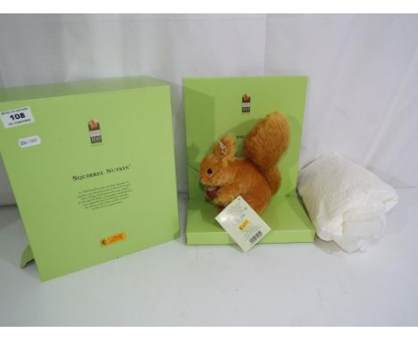 Steiff - Squirrel Nutkin 100 Years, Squirrel Nutkin bear, issued in the year 2004 numbered 1269 of a limited edition of 1500,