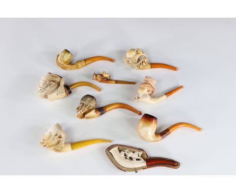 Lot of 9 pipes in foam and amber different decorationsSizes: diversWeight (K): 0.425kg