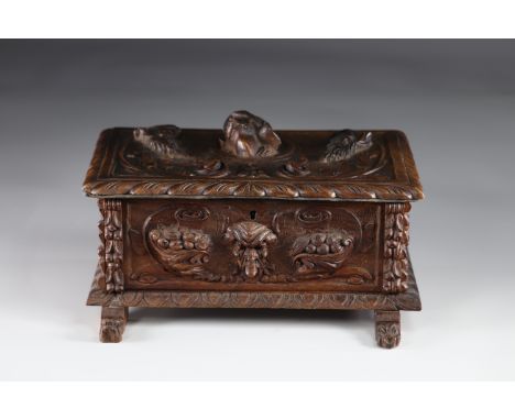Carved wooden boxSizes: H=130mm L=280mm l=175mmWeight (K): 1.290kg