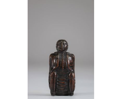 18th century anthropomorphic carved wooden snuffboxSizes: H=100mm L=50mmWeight (K): 0.046kg