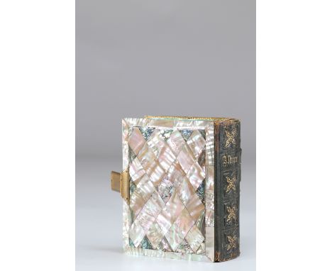 Mother-of-pearl decor photo bookSizes: L=155mm l=125mmWeight (K): 0.550kg