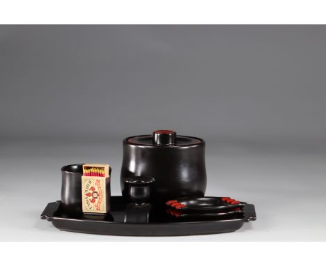 Villeroy &amp; Boch 1930s smoking setSizes: H=135mm L=300mm l=230mmWeight (K): 1.770kgAuthor / artist: VILLEROY &amp; BOCH