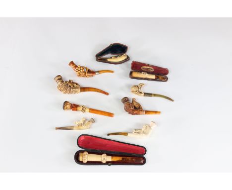 Lot of 10 amber and foam pipes various modelsSizes: diversWeight (K): 0.220kg