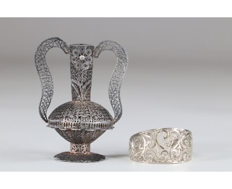 Silver filigree vase and braceletSizes: Vase H=120mm D=100mm Bracelet D=65mmWeight (K): 0.113kg