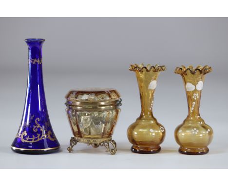 Lot of vases and box in enamelled glass 1900Sizes: Vases H=110mm D=50mm Boite H+80mm D=80mmWeight (K): 0.335kg
