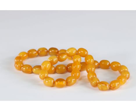 Amber necklaceSizes: L=370mmWeight (K): 0.130kg