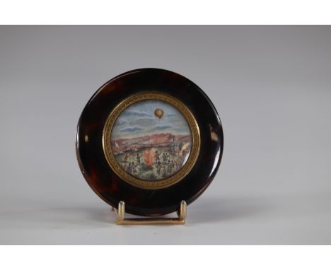 tortoiseshell box decorated with a 19th century hot-air balloon paintingSizes: D=70mmWeight (K): 0.105kg