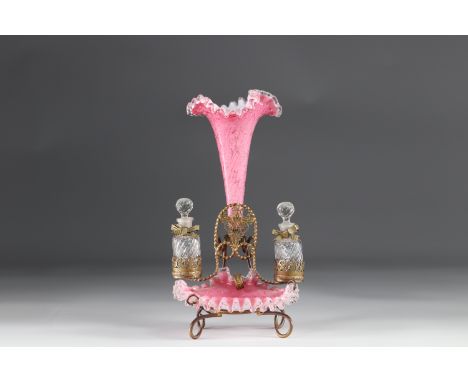 Napoleon III opaline trimSizes: H=260mm L=150mmWeight (K): 0.650kg