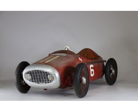 Old Ferrari pedal carSizes: L=1060mm l=570mmWeight (K): 15kg