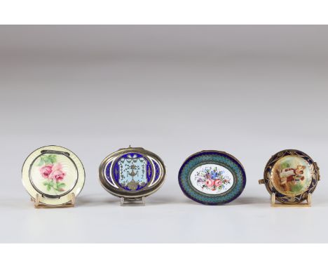 enamel boxes (4) circa 1900Sizes: D de 40mmm a 55mmWeight (K): 0.168kg