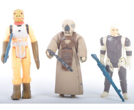 Star Wars - Bounty Hunters - a collection of x3 original vintage Kenner / Palitoy made action figures. Comprising; Dengar (19